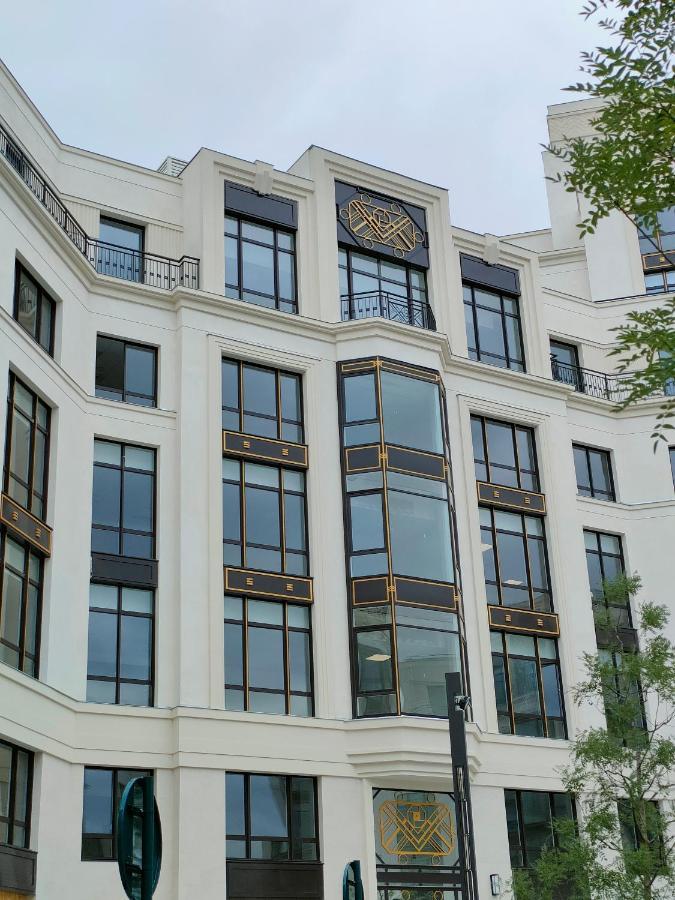 Home-Like Apartment Near Disneyland Шеси Екстериор снимка