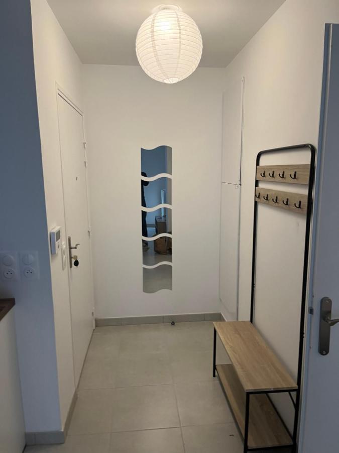 Home-Like Apartment Near Disneyland Шеси Екстериор снимка