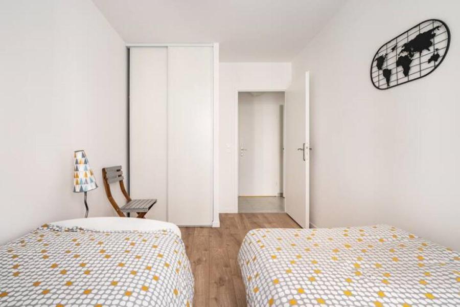 Home-Like Apartment Near Disneyland Шеси Екстериор снимка